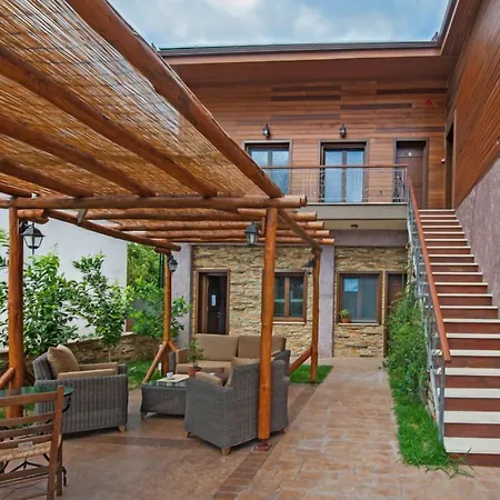 Polys Apartamento Katachás