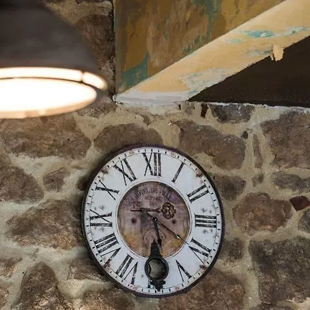 Polys Καταχάς